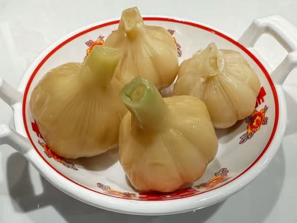 糖醋蒜 Sweet and Sour Garlic